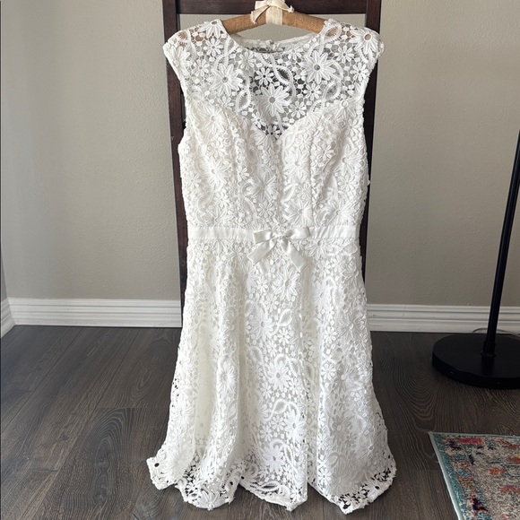 Sue Wong Dresses & Skirts - VTG Sue Wong Nocturne White Floral Lace Midi A-Line Dress Size 8 NEW